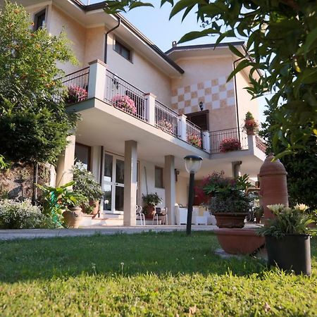 Вилла Parte Di Casa Con Giardino E Piscina Пьетразанта Экстерьер фото