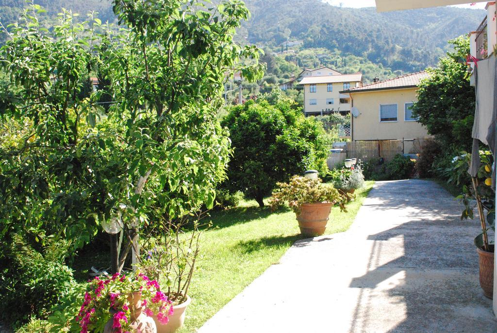 Вилла Parte Di Casa Con Giardino E Piscina Пьетразанта Экстерьер фото