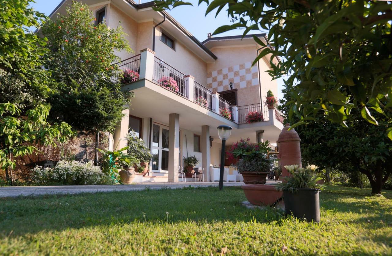 Вилла Parte Di Casa Con Giardino E Piscina Пьетразанта Экстерьер фото