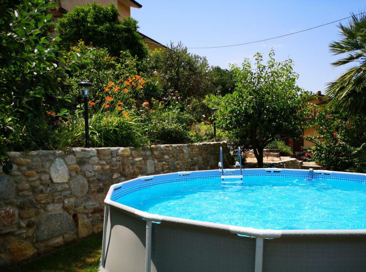 Вилла Parte Di Casa Con Giardino E Piscina Пьетразанта Экстерьер фото